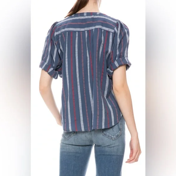 Xirena Chesney Roll Sleeve Button Down Shirt Size Large Blue Stripped 100%Cotton - Picture 2 of 8